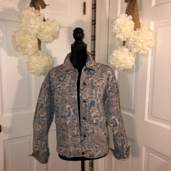 LIZ WEAR   Women’s Jean Jacket - Picture 7 of 8